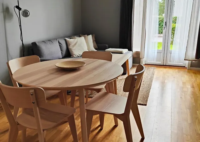 埃维耶公园酒店 公寓 *